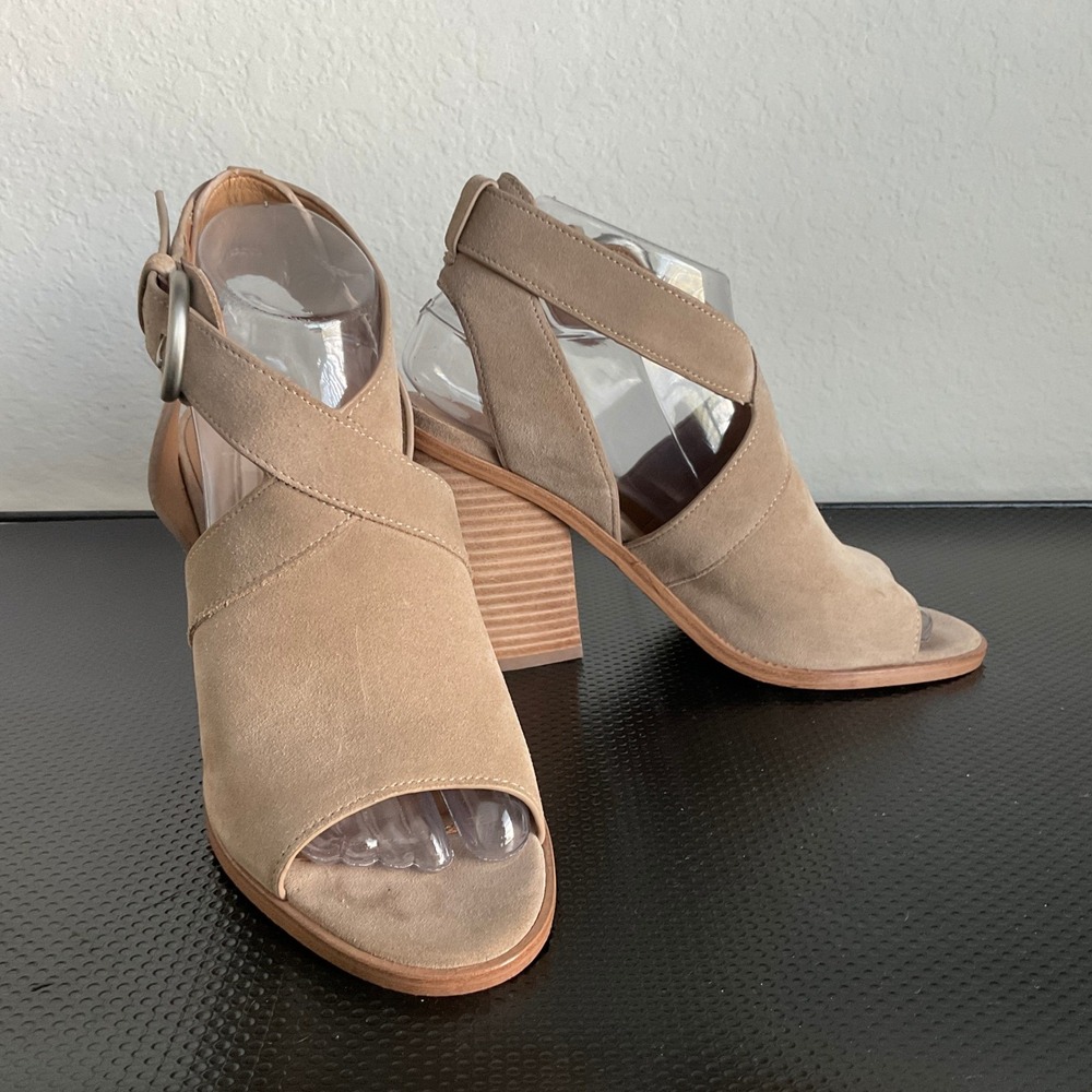 Marc Fisher LTD Tim Beige Tan Suede Open Toe Buckle Block Heel Booties 7.5M - Picture 10 of 12